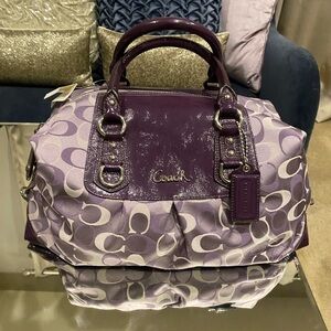 FOR SALE-BRAND NEW (never worn) Coach Purple Signature Women's Bag